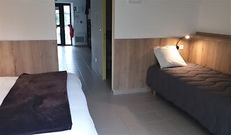 Hostel Les Terrasses du Roc