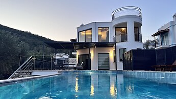 Villa Ekinoks