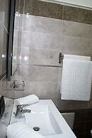 B&B Metropolitan RC