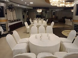 Al-safina Hotel