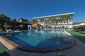 Blue Beach Grand Resort and Spa