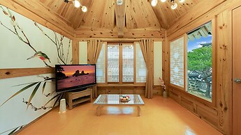 Donghae Hanok Donganjae