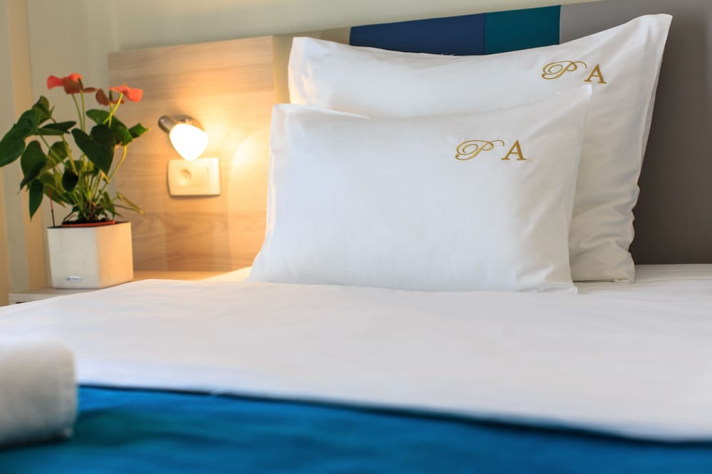 MonteBay Perla