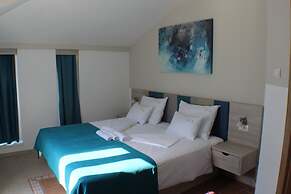 MonteBay Perla