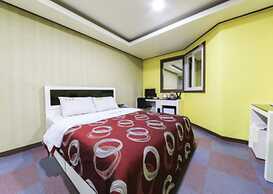 M Hotel