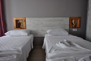 Queen Bee Hotel