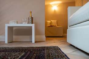 Boutique - Lodge & Suites