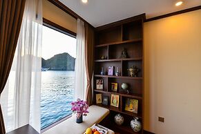 Heritage Cruises Cat Ba Archipelago