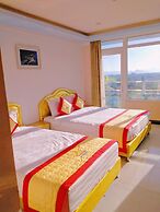 Sunrise Ninh Thuan Hotel