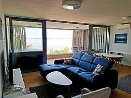 Abalone Apartments