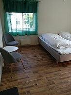 Lodèk Motel