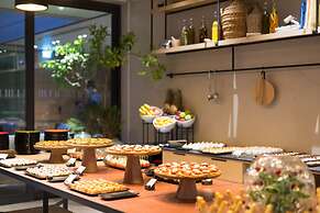 Hotel Indigo Larnaca by IHG