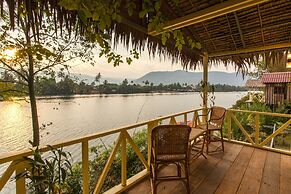 Green Mango Bungalows