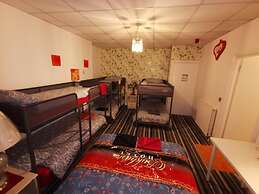 Bukhari Hotel