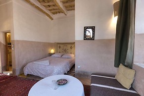 Kasbah Agoulzi