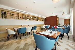 Millennium Executive Apartments Mont Rose