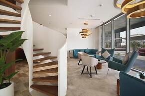 Millennium Executive Apartments Mont Rose