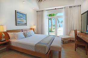 Ocean Front Villa Deluxe 4 Bedroom