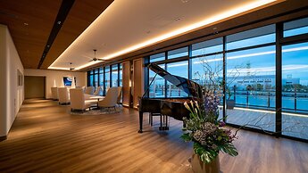 Intercontinental Yokohama Pier 8 by IHG