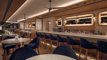 Intercontinental Yokohama Pier 8 by IHG