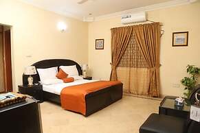 Luxury Inn