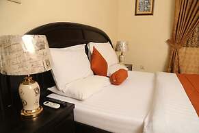 Luxury Inn
