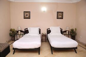 Luxury Inn