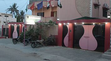Luxury Inn