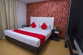 OYO 44037 King Park Hotel