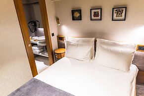 Meg Hotel