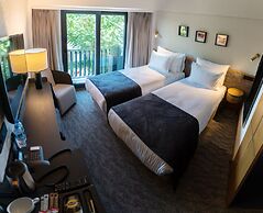 Meg Hotel