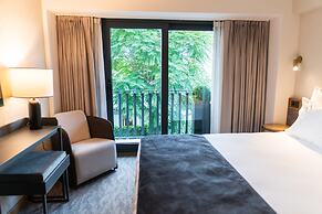 Meg Hotel