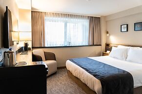 Meg Hotel