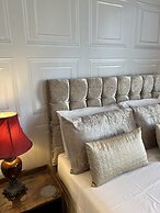 Raffles Hotel