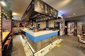 Bostay Hotel