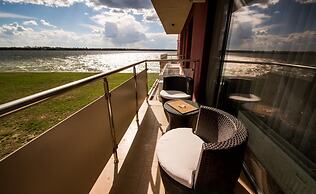 Apart holiday Maria Mamaia