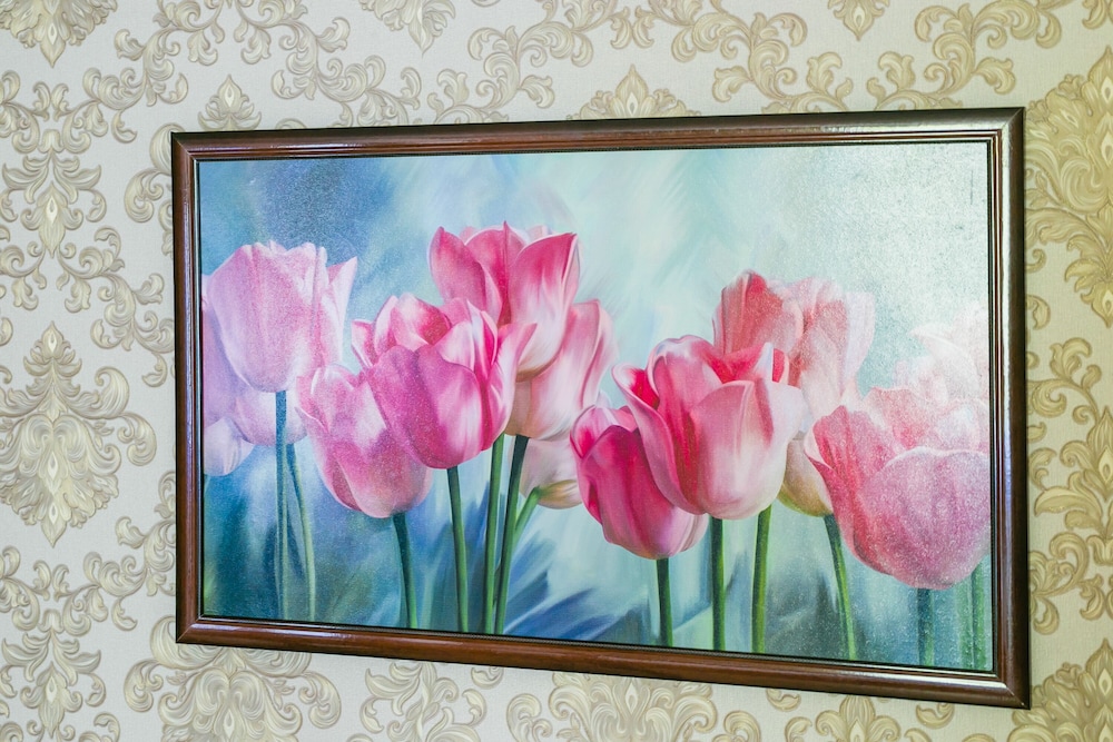 Apartment on Tryokhgorny Val