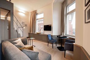 OBERDECK Studio Apartment House