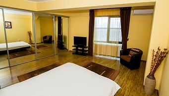 Apart holiday Tania Mamaia