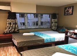 Rich Hostel