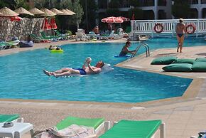 Club Ekinci Palace