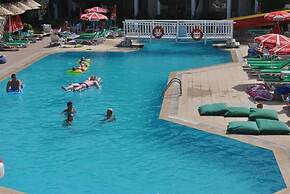 Club Ekinci Palace