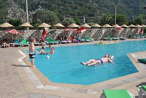 Club Ekinci Palace