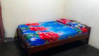 Losmen 2000 Tiga
