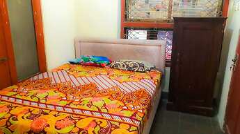 Losmen 2000 Tiga