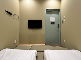 Hotel Hangout - Hostel