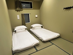 Hotel Hangout - Hostel