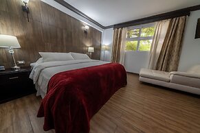 Mont's Hotel