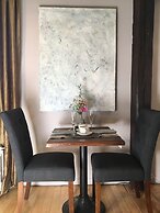 La Maison de Ville - bed & bistro
