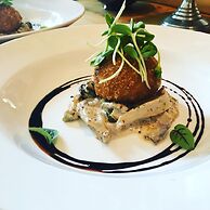 La Maison de Ville - bed & bistro